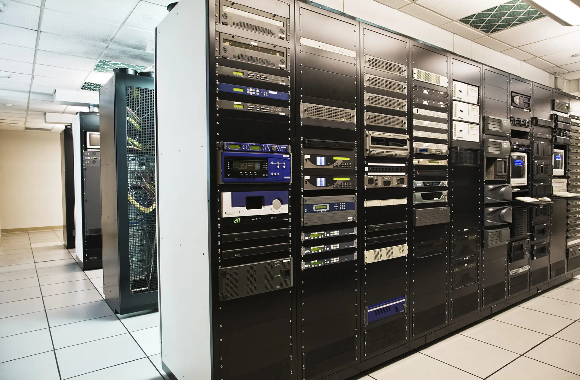 Managed hosting infrastructure and server management